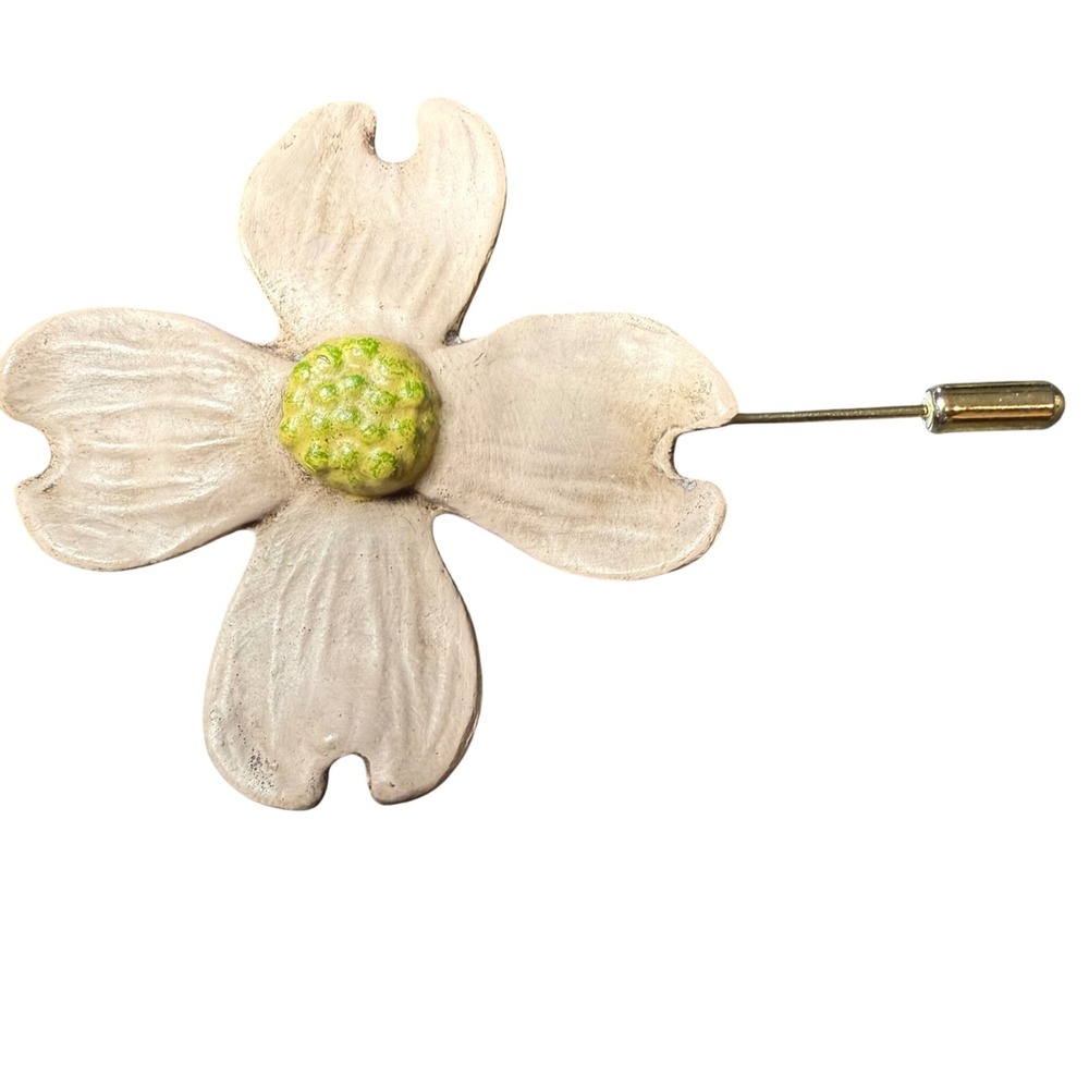 Vintage Dogwood Flower Pin Brooch Floral Lapel‎ Pin Spring Fashion Accessory